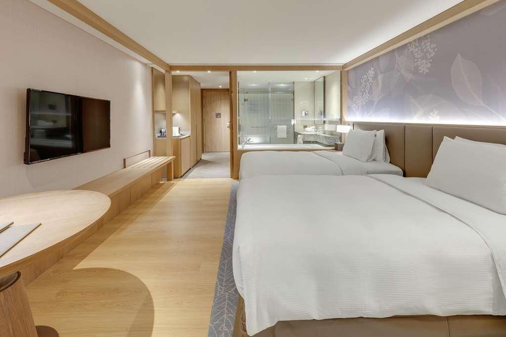 Doubletree By Hilton Zhongshan Hotel Taipei