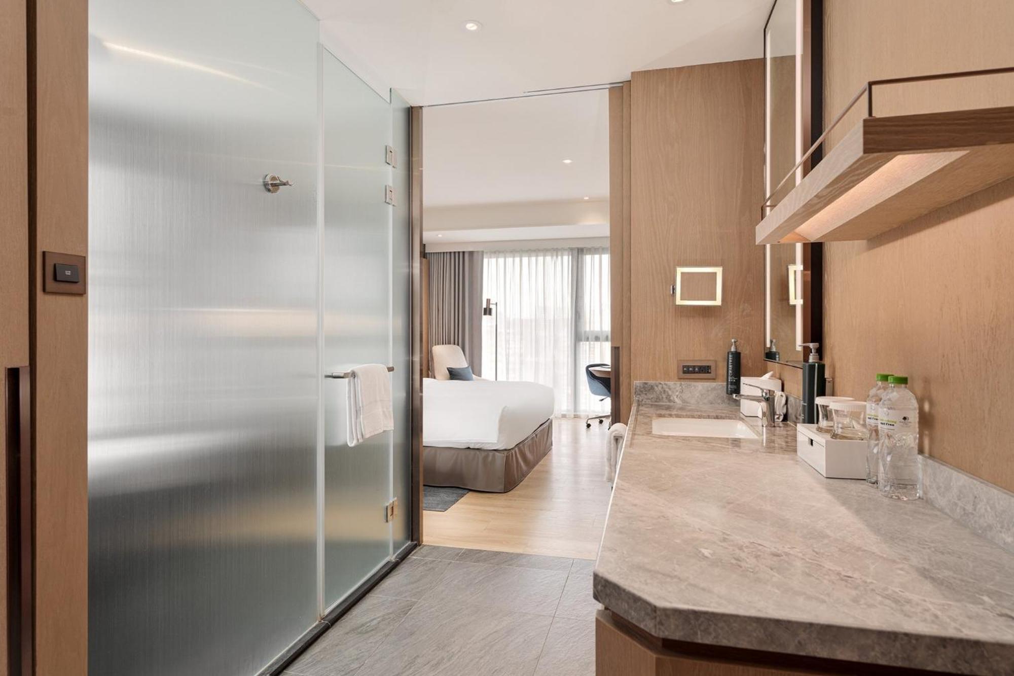 Doubletree By Hilton Zhongshan 4*